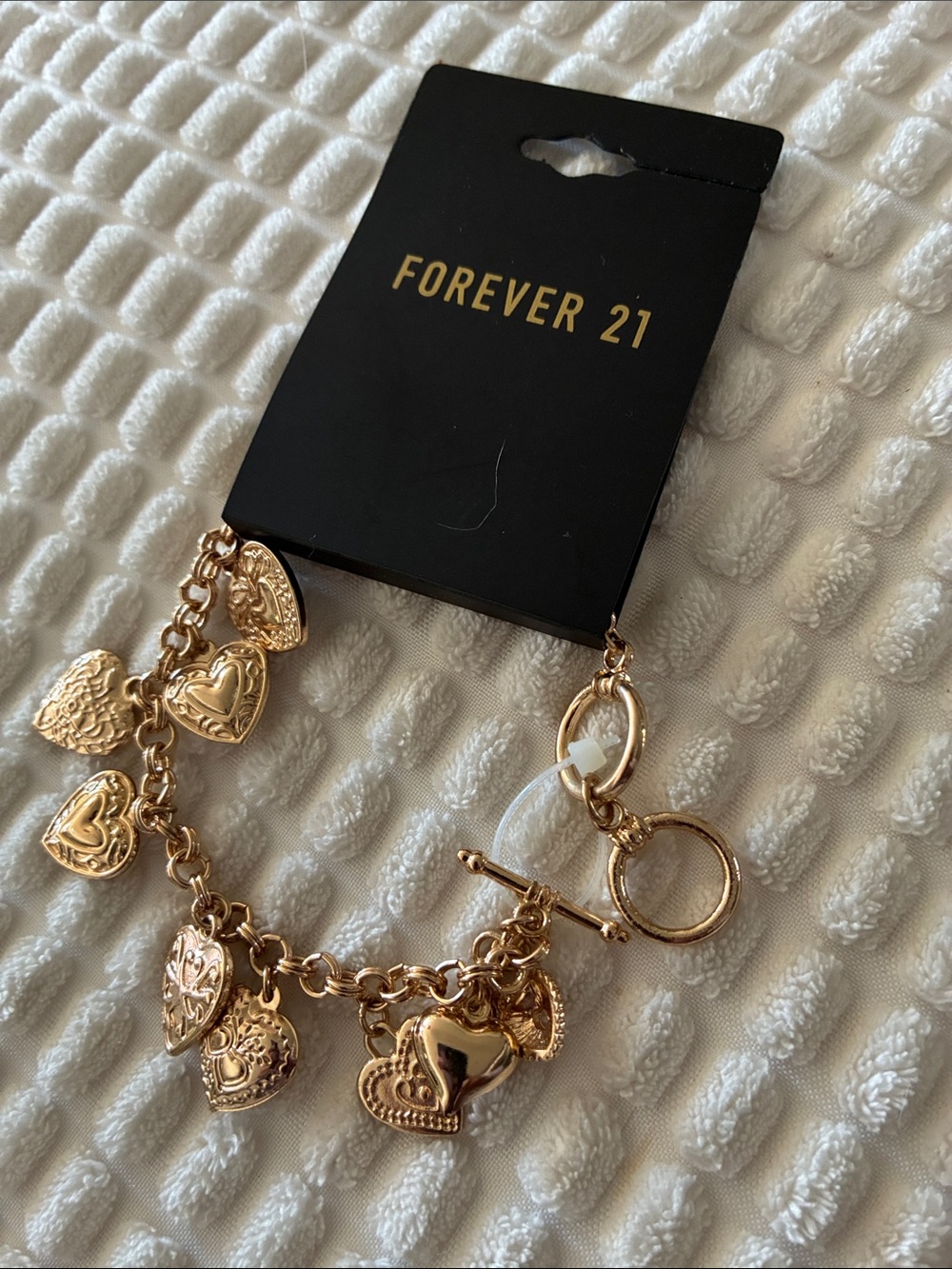 Forever 21 Gold Heart Charm Bracelet